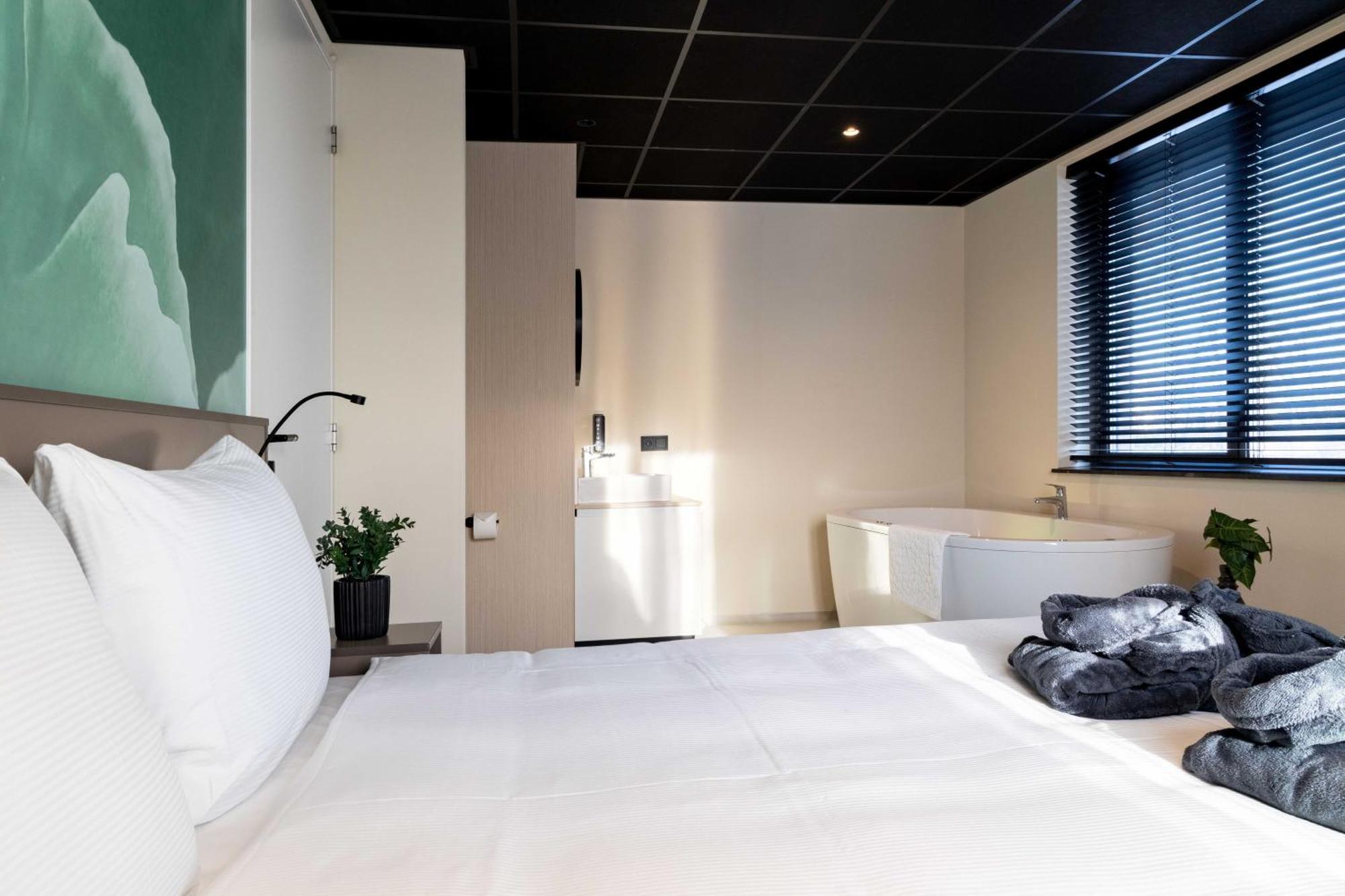 Hotel Waterstate Гус Экстерьер фото